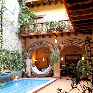 Casa India Catalina 3*, Cartagena Colombia