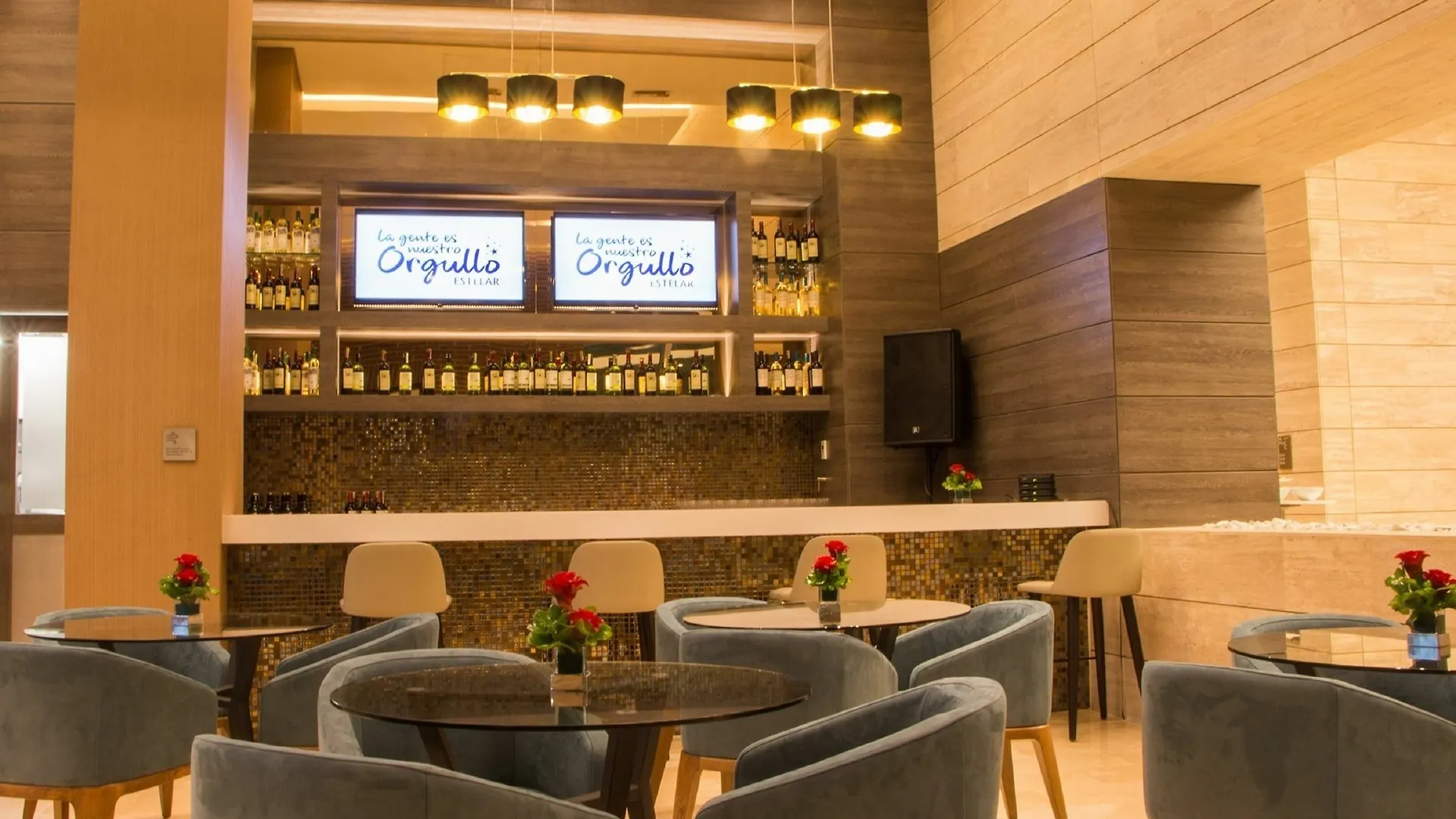 Otel Estelar La Torre Suites Medellín
