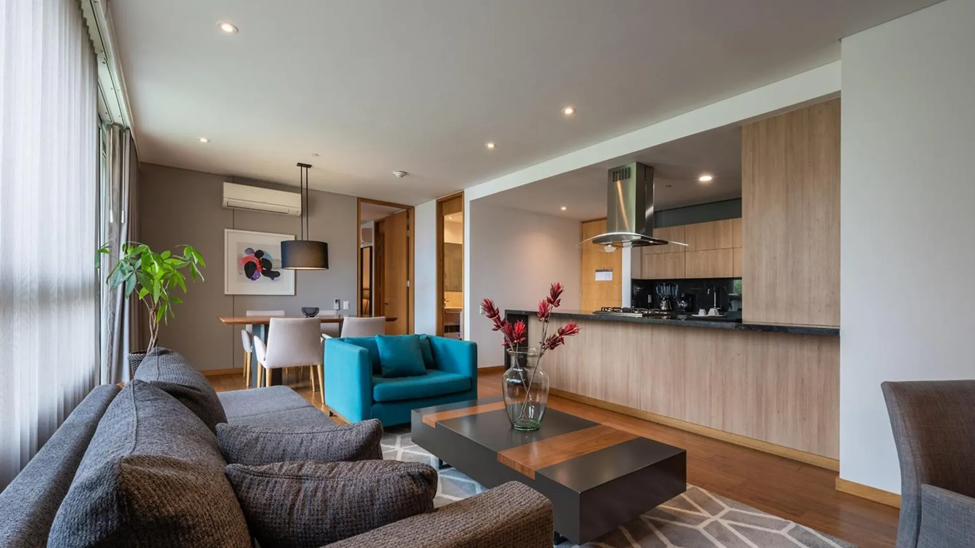 Estelar La Torre Suites Medellín 5*,  Kolumbia