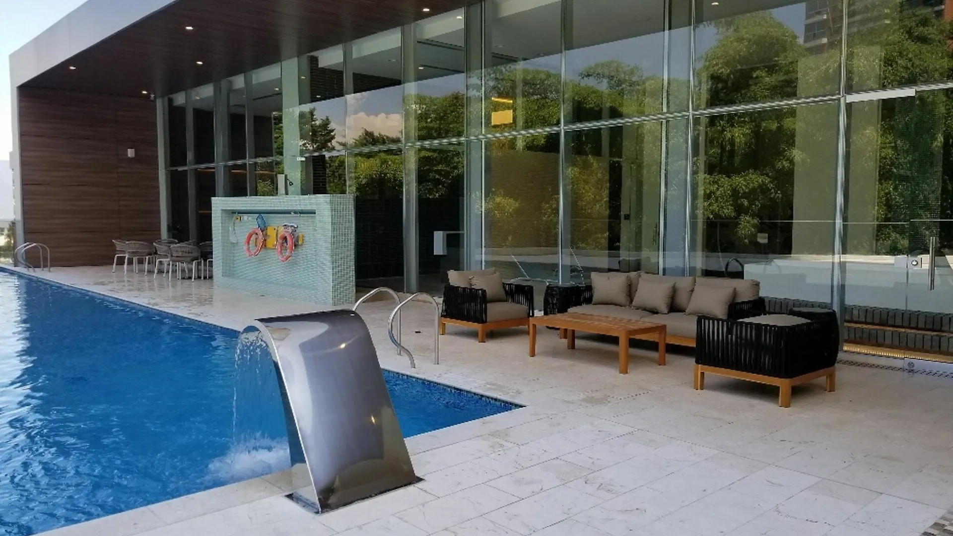 Estelar La Torre Suites Medellín Hotel